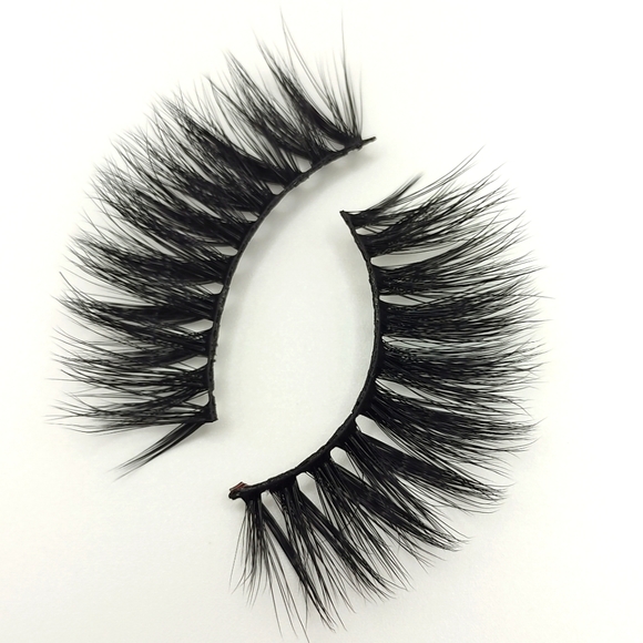 CosmicFlutter (Style #H632) 20-23mm Cruelty-Free 3D Mink Lash - Picture 16 of 16